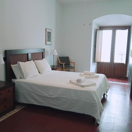 Apartamentos La Almena 2 Caceres Bagian luar foto