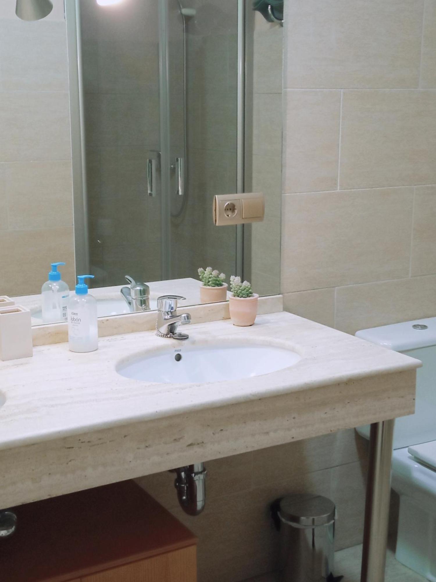 Apartamentos La Almena 2 Caceres Bagian luar foto
